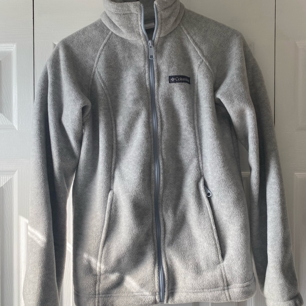 Columbia Light Gray Fleece Jacket